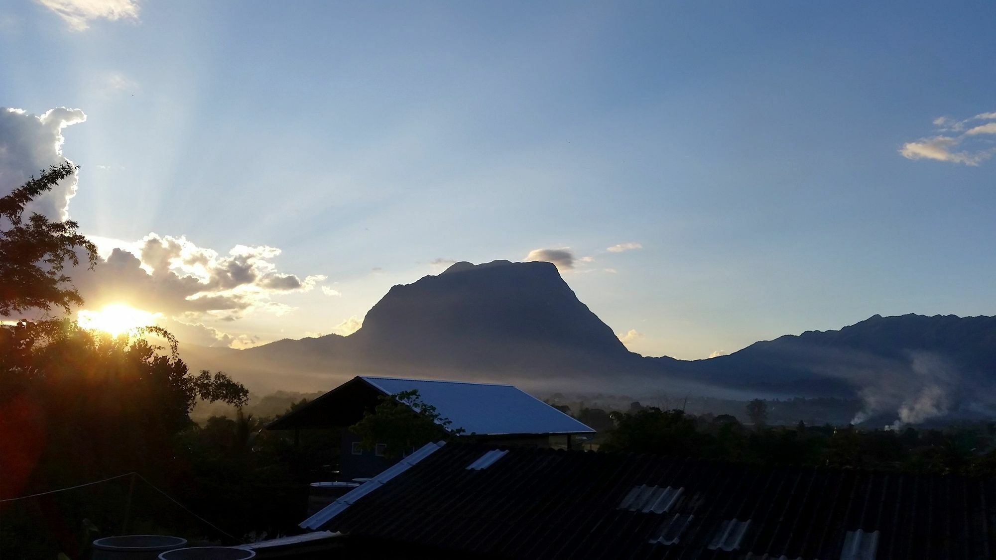 Baan Aingdoi Homestay, Чианг Дао Екстериор снимка