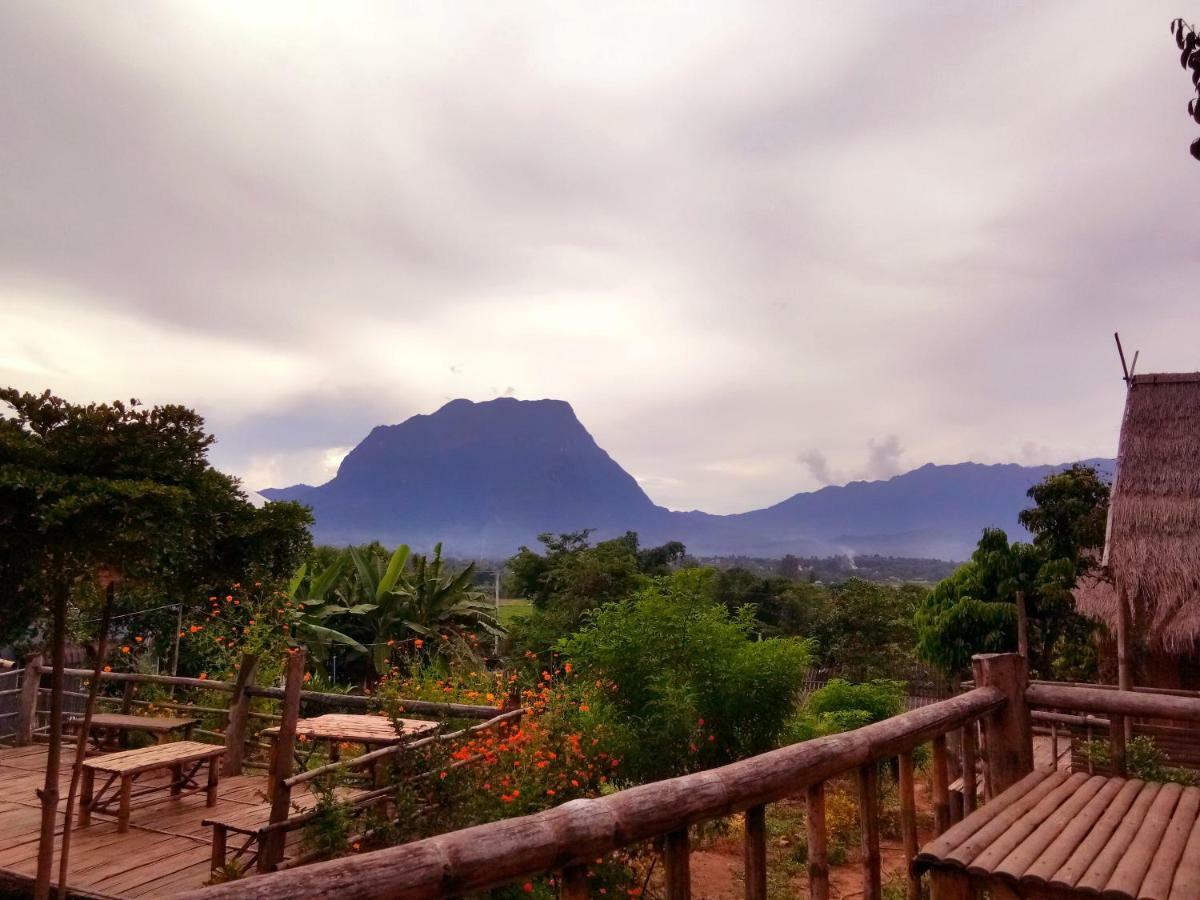 Baan Aingdoi Homestay, Чианг Дао Екстериор снимка